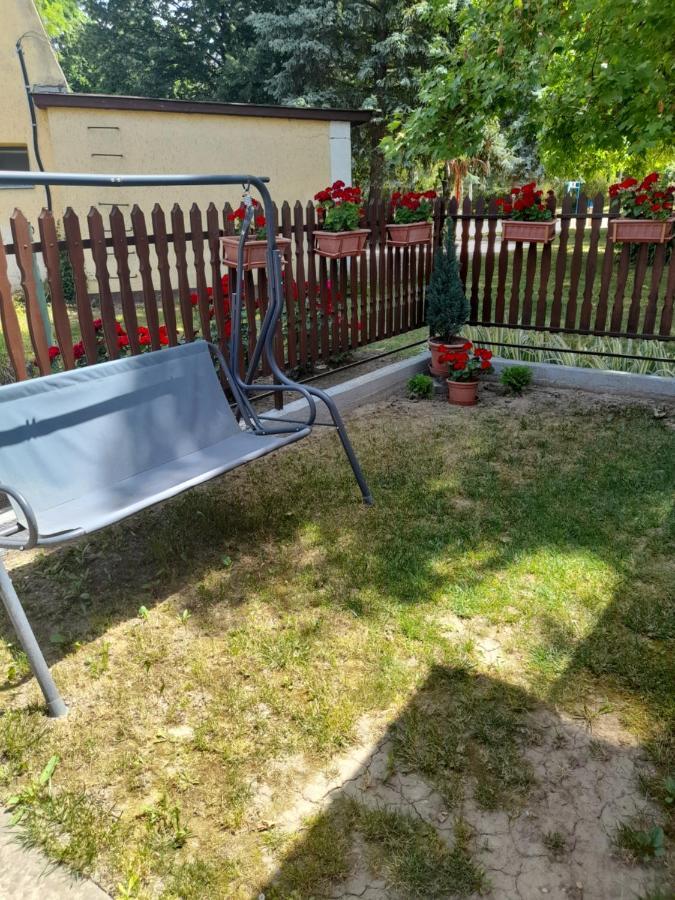 Thermal Apartman Tiszafuered Екстериор снимка