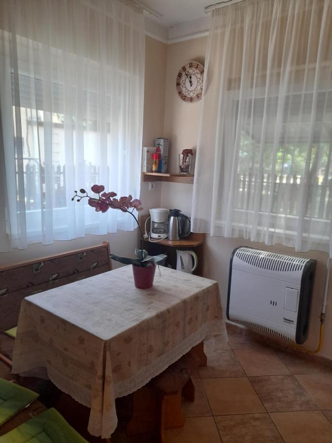 Thermal Apartman Tiszafuered Екстериор снимка